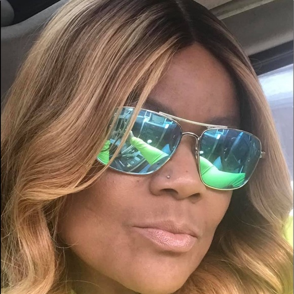 Meet your Posher, Tee - Picture 2 of 2